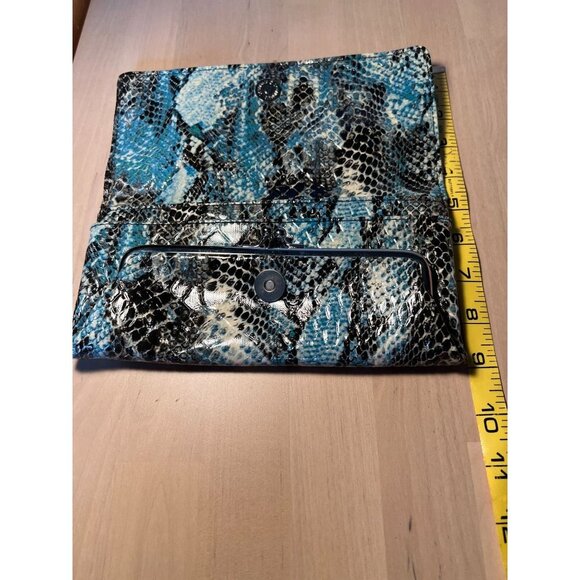 Kenneth Cole Reaction snakeskin blue black clutch never used - Picture 2 of 6